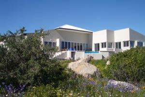 At The Rocks Guesthouse Langebaan Exterior foto