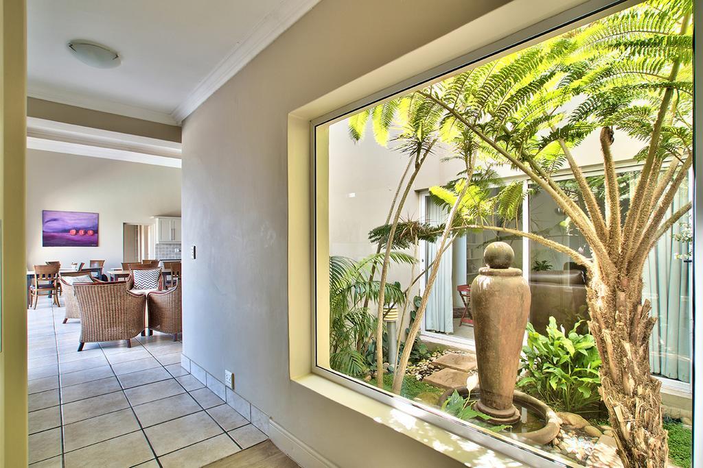 At The Rocks Guesthouse Langebaan Exterior foto